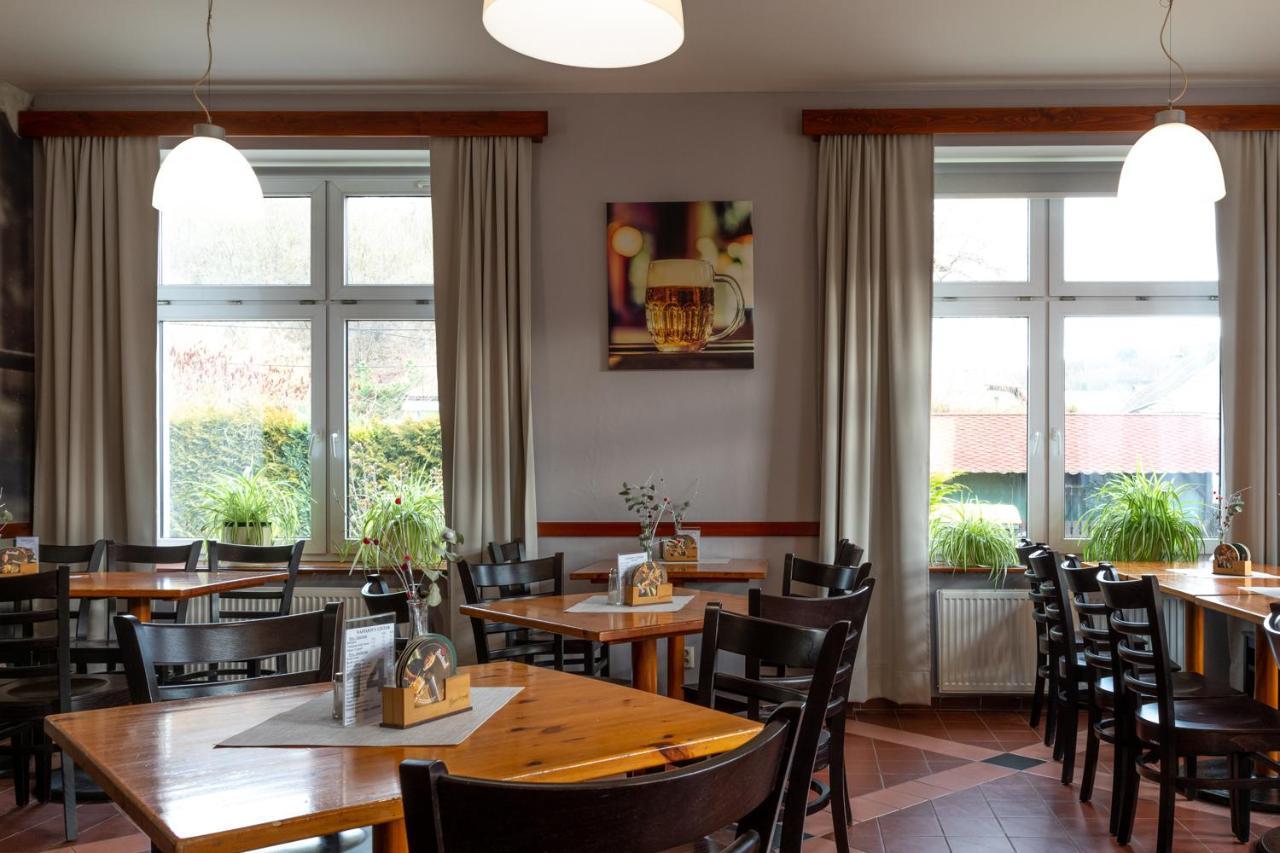 Hotel U Berounky Srbsko エクステリア 写真