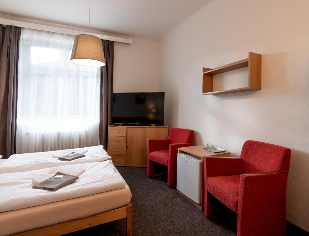 Hotel U Berounky Srbsko エクステリア 写真